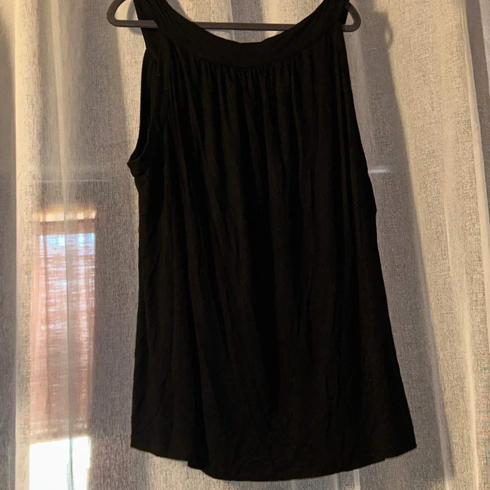 Michael Kors Sleeveless Black Studded Scoop Neck Women's Top sz 2X